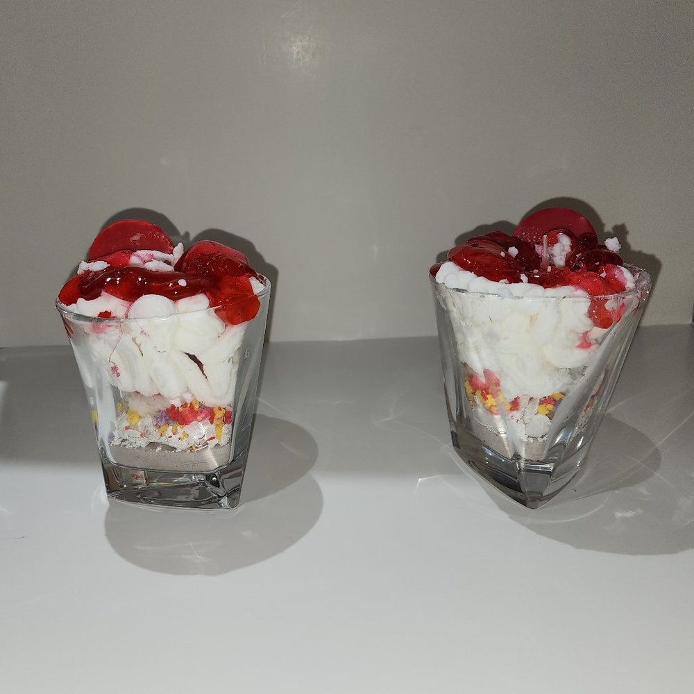 Strawberry Shortcake Candles NWOT
